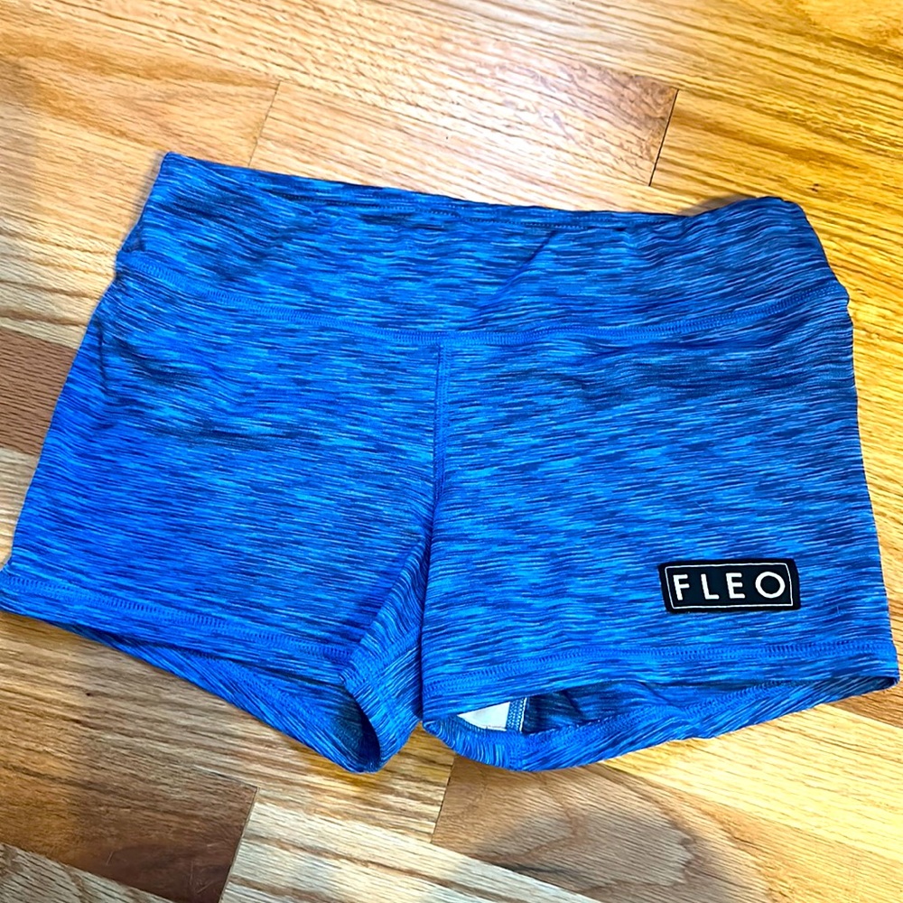 Fleo shorts M
